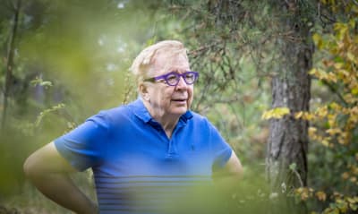 Markku Ollikainen Keskuspuistossa.