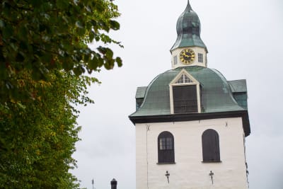Borgå domkyrkas tillhörande klocktorn.