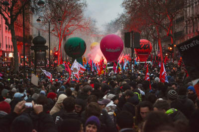 Gatuprotest i Paris.