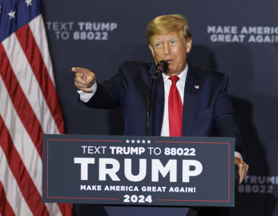 Donald Trump under ett kampanjmöte i  Manchester, New Hampshire den 27 april.