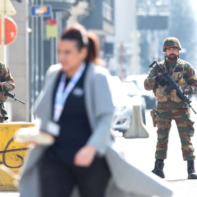 Belgiska soldater i centrum av Bryssel den 22 mars 2016.