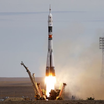 Sojuz TMA-18M –alus laukaistiin Baikonurin avaruuskeskuksesta.