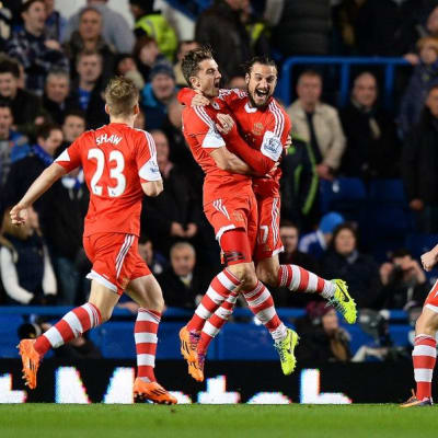 Southamptonin pelaajat juhlivat maalia.