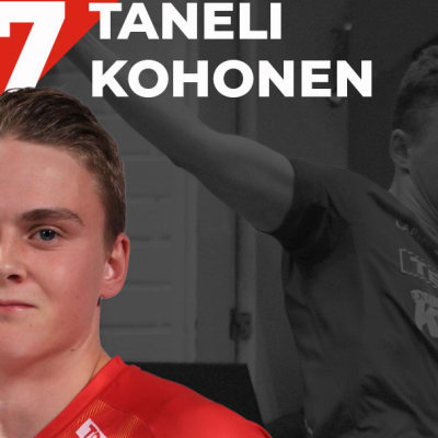 Futsalpelaaja Taneli Kohonen kuvattuna FC Kemin pelipaidassa.