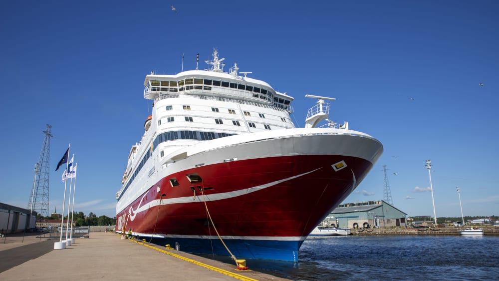 TV4: Tallink Silja och Viking Line kör delvis på rysk olja – Inrikes –  