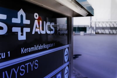 ÅUCS skylt utanför. T-sjukhuset. 