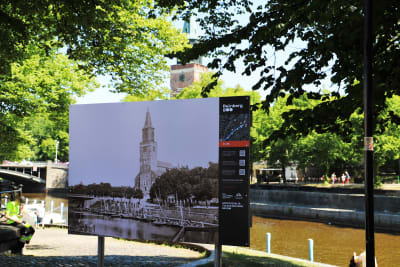 Åbo domkyrka i ett gammalt fotografi från 1800-talet.