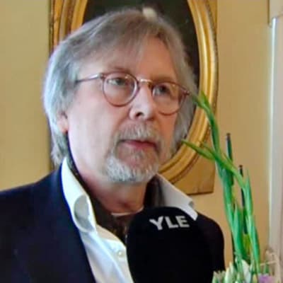 Juhani Lindholm.