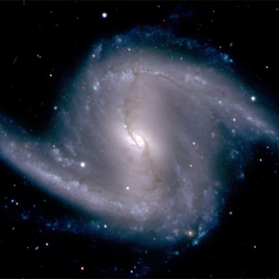 Kuva NGC1365-spiraaligalaksista.