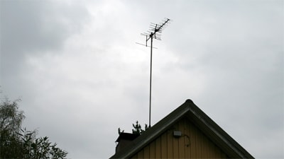 TV-antenn på hustak