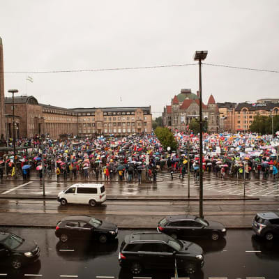 Helsingin rautatientori 18. syyskuuta.