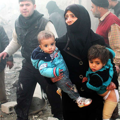 Valokuva Aleppon keskustasta Syyrian hallituksen 15. joulukuuta tekemien iskujen jälkeen.