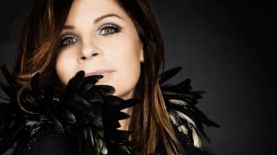Carola