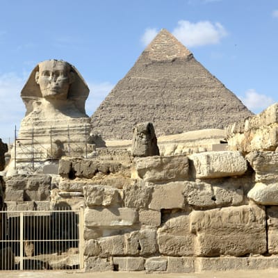 Kheopsin pyramidi on suurin ja tunnetuin Gizan pyramideista.