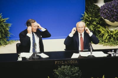 George Bush och Mihail Gorbatjov i Finlandiahuset, 1990