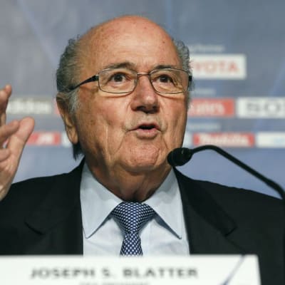 Sepp Blatter kuvassa