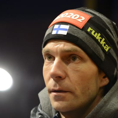 Janne Ahonen kuvassa