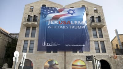 Jerusalem välkomnar Donald Trump.