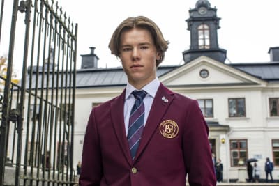Skådespelaren Edvin Ryding i serien Young Royals. 