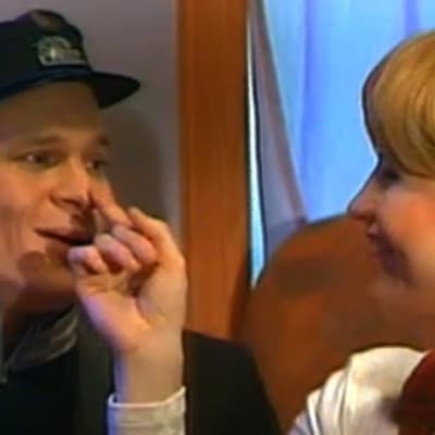 Ansa ja Oiva tutustuvat, ohjelmasta Veturi (1995)