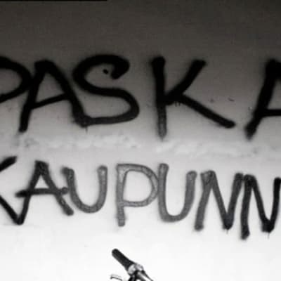 Oulussa oleva seinäkirjoitus Paska kaupunni