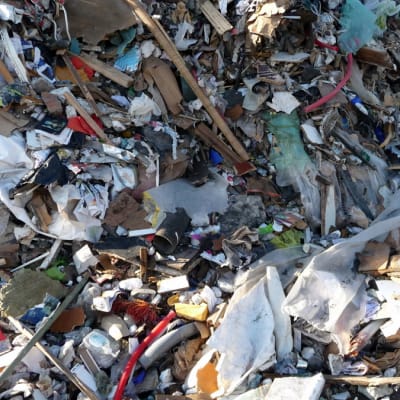Kaatopaikkajäte; jätettä; kaatopaikka; muovijäte; muoviton syyskuu