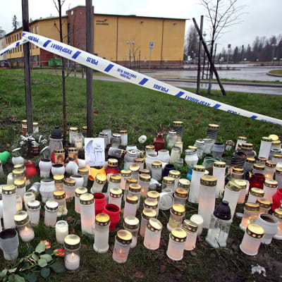 Jokelan koulutuskeskuksen ammuskelussa kuoli kuusi oppilasta vuonna 2007.