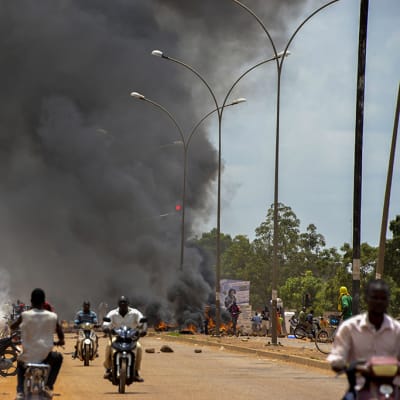 Vallankaappausyrityksen tuoksinaa Burkina Fason pääkaupungissa Ouagadougoussa.