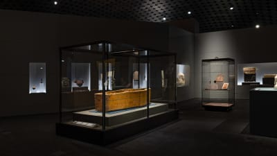 Ankhefenamons kista på Amos Rex utställning Egyptens prakt.