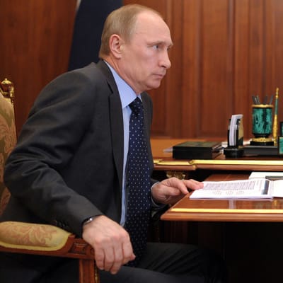 Venäjän presidentti Vladimir Putin kokouksessa Kremlissä 31. maaliskuuta 2014