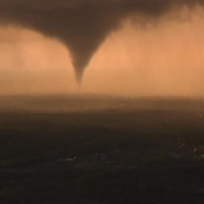Uutisvideot: Tornado teki tuhoa Oklahomassa