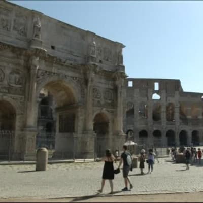 Uutisvideot: Rooman Colosseum hohtaa taas vaaleana – Miljardööri maksaa kulut