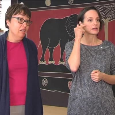 Viikko viitottuna: Ensiaskeleita kuurojen edunvalvonnassa Kirgisiassa - pitkä video haastattelusta