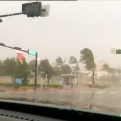 Uutisvideot: Myrskyaamu valkenee Miamissa