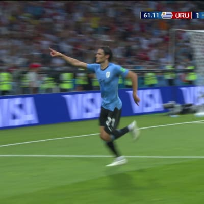 Edinson Cavani osui toistamiseen Portugalin verkkoon
