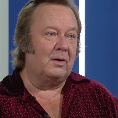 Jorma Kääriäisen uran koskettavin hetki - kuuro pikkutyttö itki laulajan sylissä