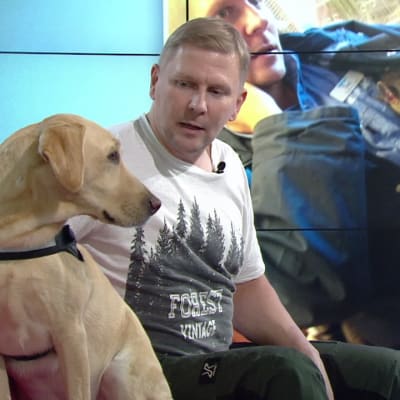 Toni Lahtinen vaihtoi poliisin työt vapaaehtoiseen eläinten suojeluun maailmalla 