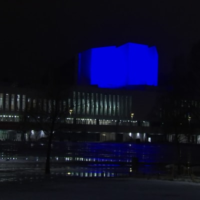Uuden-Seelannin uhreja muistettiin valaisemalla Finlandia-talon torni