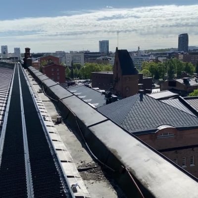 Finlaysonin kattokävely tarjoaa uuden näkökulman Tampereen keskustaan.