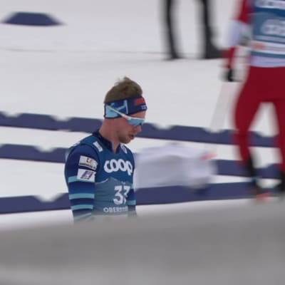 Joni Mäki keskeytti 15 km:llä