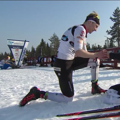 Eino Vuollet kosi kuninkuusmatkan jälkeen tyttöystäväänsä