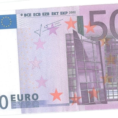 Förfalskad 500 euros sedel
