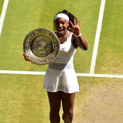 Serena Williams voitti Wimbledonin