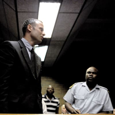 Oscar Pistorius oikeussalissa