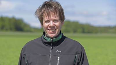 Fredrik Grannas, ombudsman för Österbottens svenska producentförbund ÖSP.
