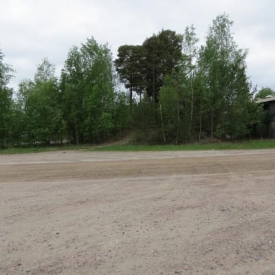 Den plats där en ny brandstation kunde byggas i Karis.