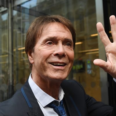 Cliff Richard matkalla Korkeimpaan oikeuteen Lontoossa 18.7.2018.