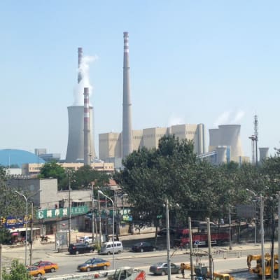 Huanongin tehdas on ainoa voimala, joka sijaitsee Pekingin kaupunkialueella.