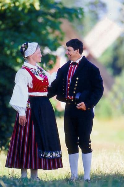 Iniödräkten.