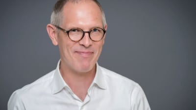 Porträtt av filmvetaren Jan Holmberg, vd för Stiftelsen Ingmar Bergman.